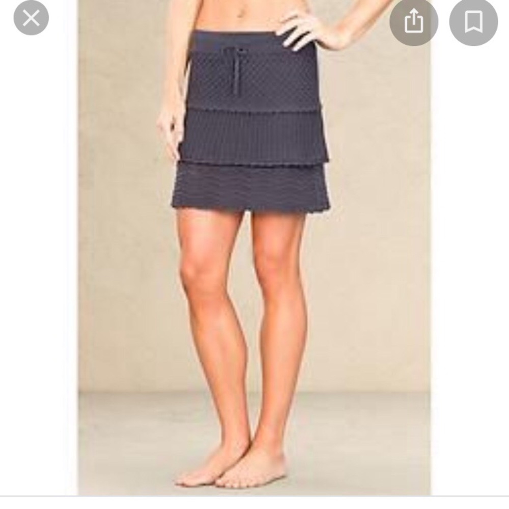 Athleta Charcoal Gray Crochet Layer Skirt | Size XXS